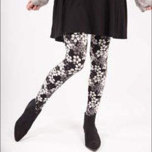 A&D legging